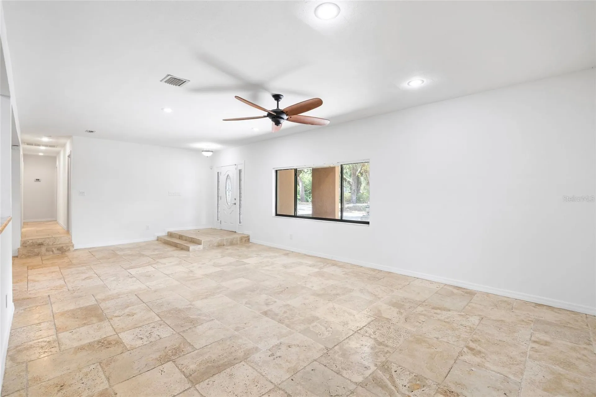 181 N Smokey Mountain Road Seffner FL 33584