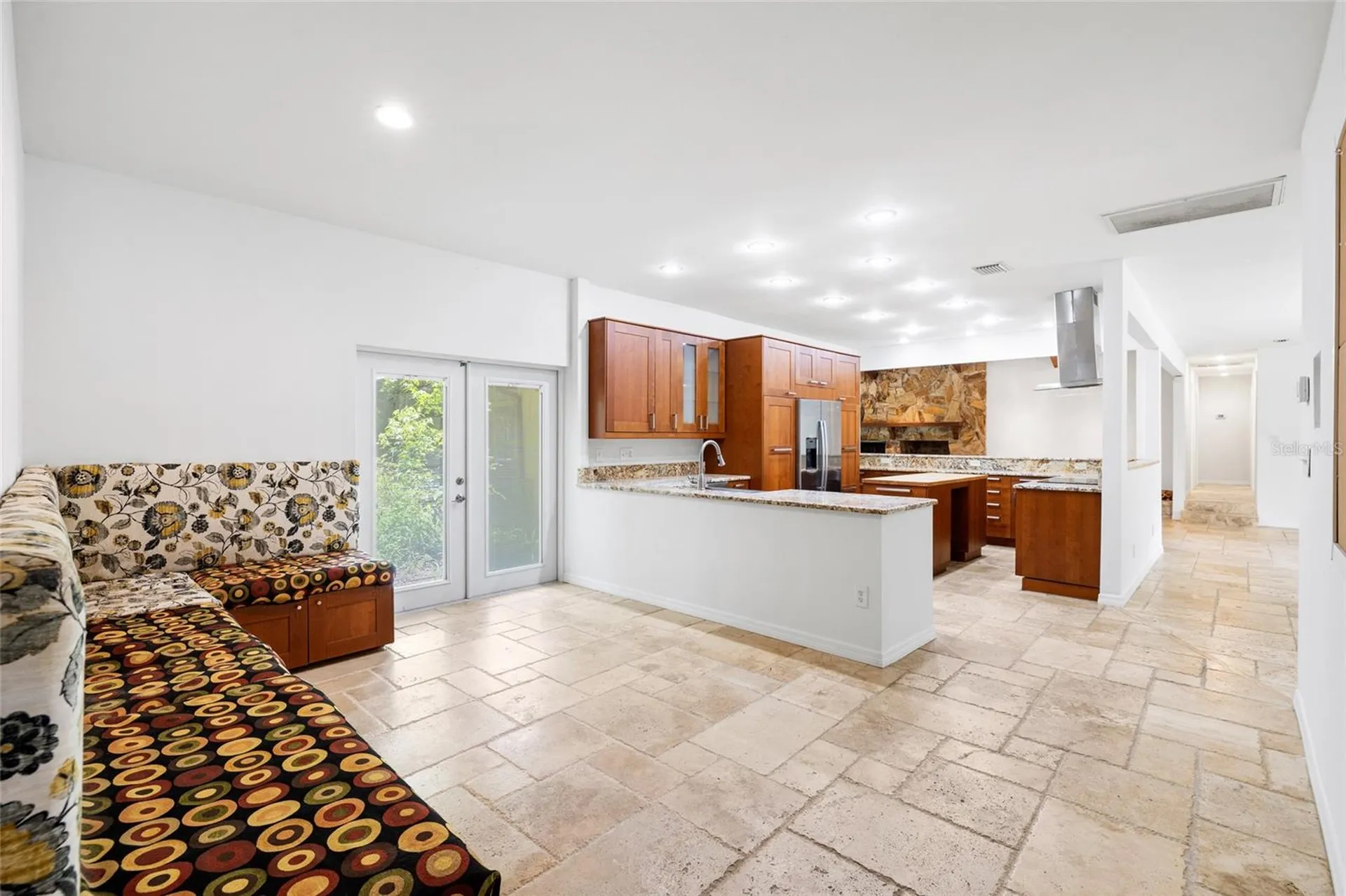 181 N Smokey Mountain Road Seffner FL 33584