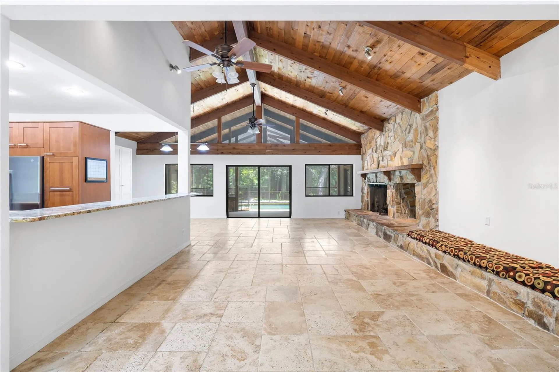 181 N Smokey Mountain Road Seffner FL 33584