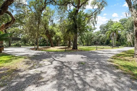 181 N Smokey Mountain Road Seffner FL 33584