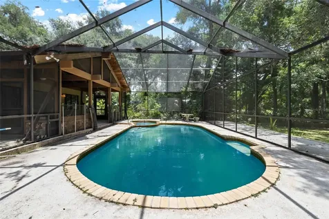 181 N Smokey Mountain Road Seffner FL 33584