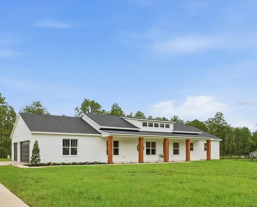 6534 N Harcross Avenue Dunnellon FL 34433