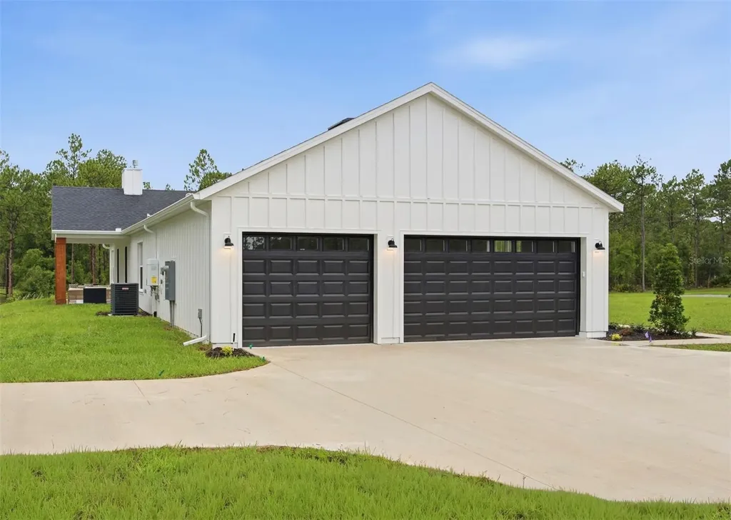 6534 N Harcross Avenue Dunnellon FL 34433