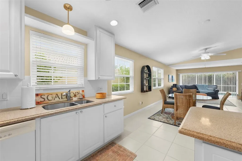 5793 Ithaca Way Sarasota FL 34238