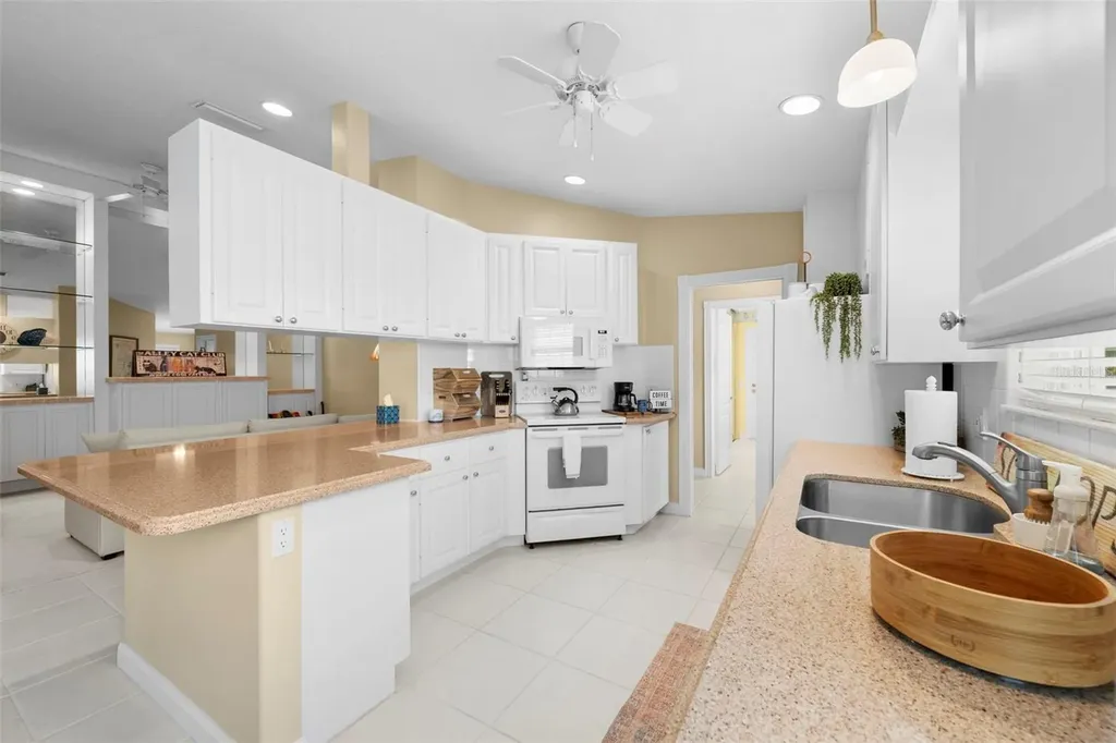 5793 Ithaca Way Sarasota FL 34238