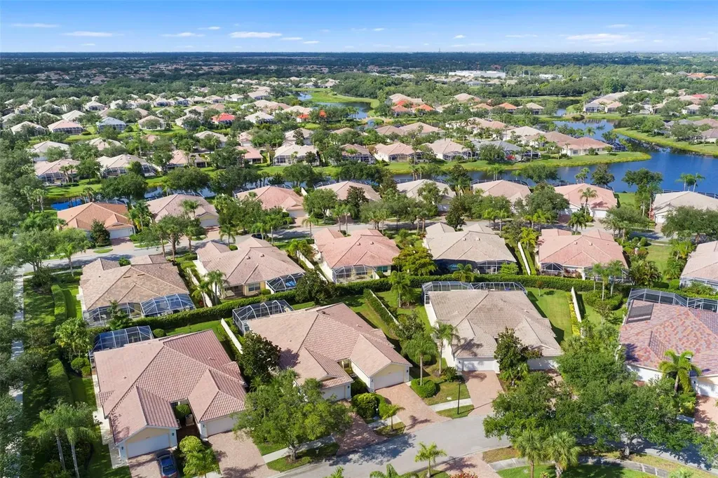 5793 Ithaca Way Sarasota FL 34238