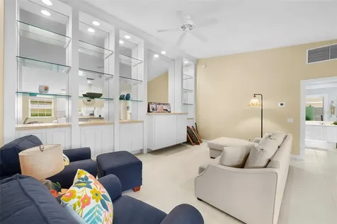 5793 Ithaca Way Sarasota FL 34238
