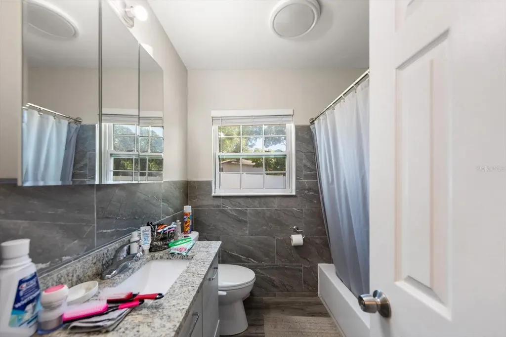 1135 Fairmont Street Clearwater FL 33755