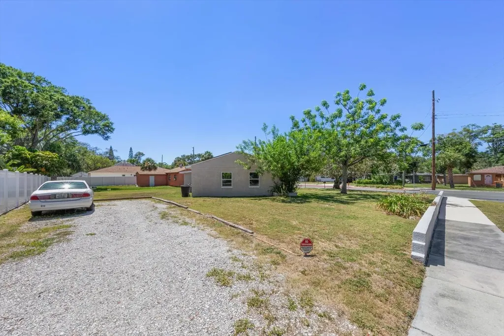 1135 Fairmont Street Clearwater FL 33755