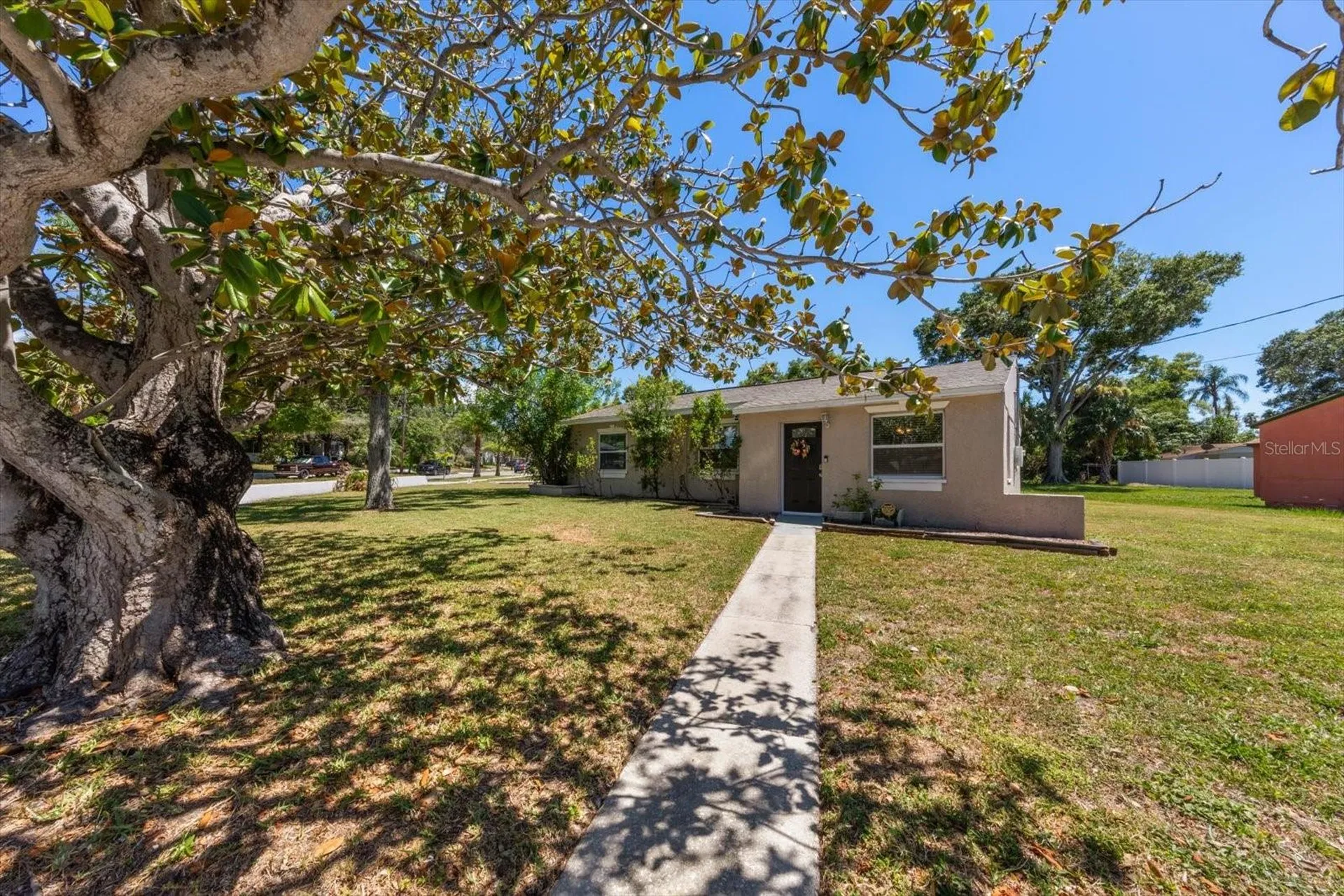 1135 Fairmont Street Clearwater FL 33755