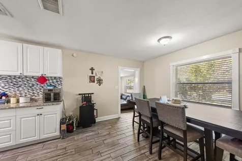 1135 Fairmont Street Clearwater FL 33755