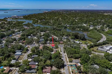 1135 Fairmont Street Clearwater FL 33755