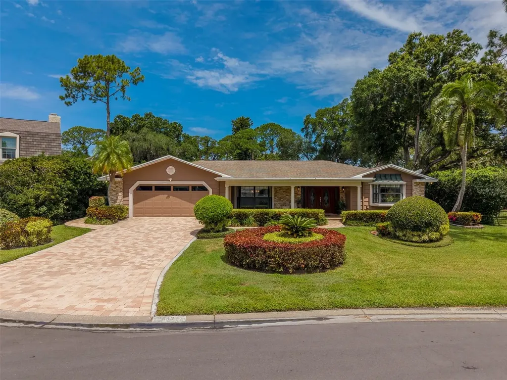 2943 Whisper Lane N Clearwater FL 33762