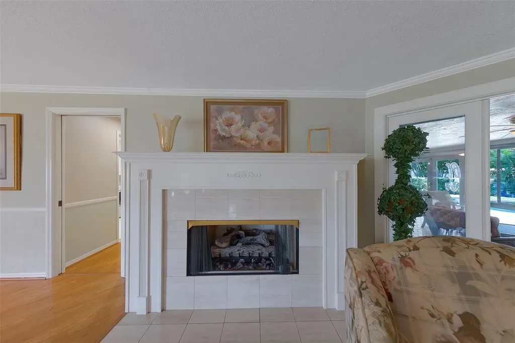 2943 Whisper Lane N Clearwater FL 33762