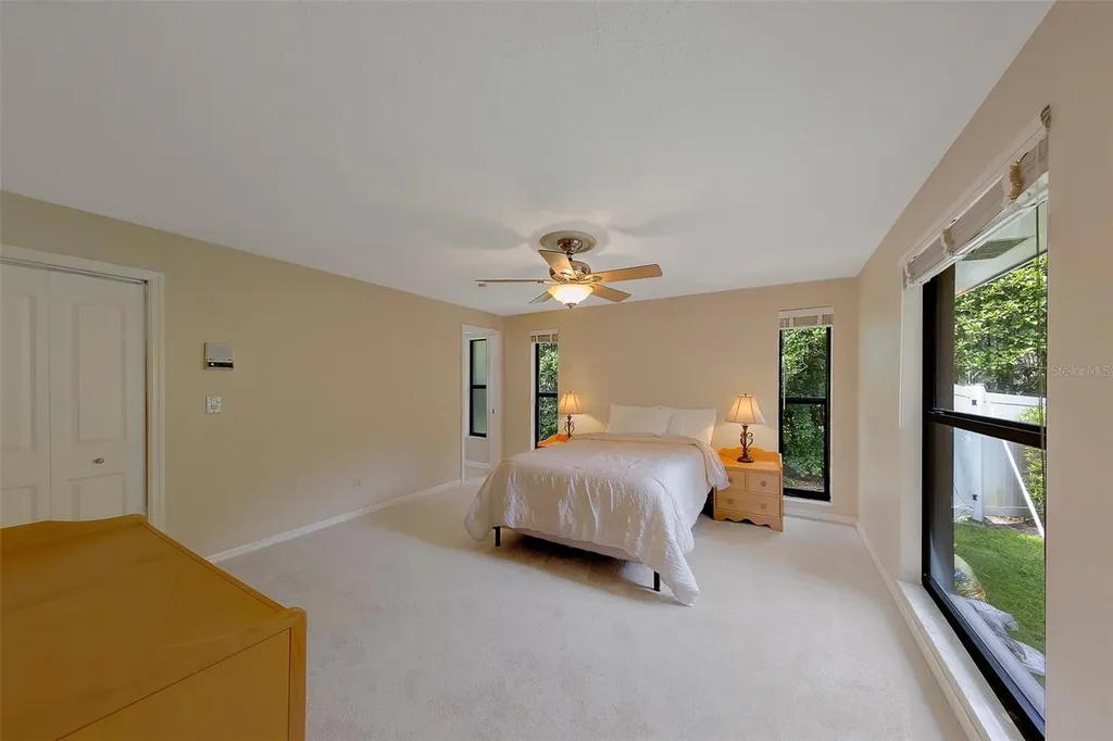 2943 Whisper Lane N Clearwater FL 33762
