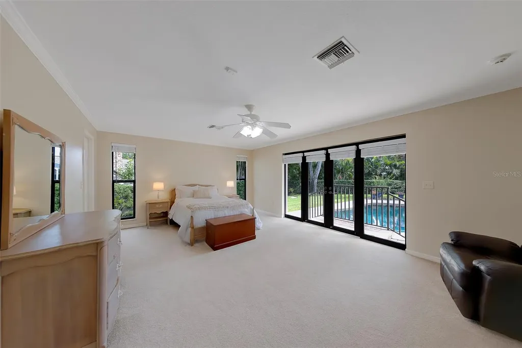 2943 Whisper Lane N Clearwater FL 33762