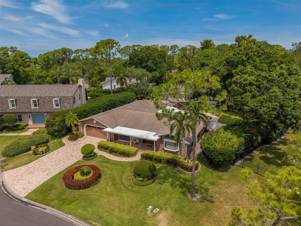 2943 Whisper Lane N Clearwater FL 33762
