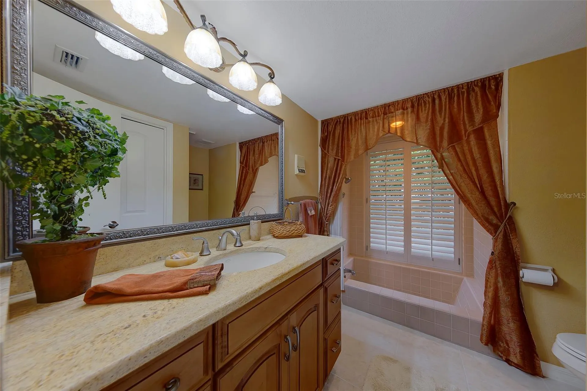 2943 Whisper Lane N Clearwater FL 33762