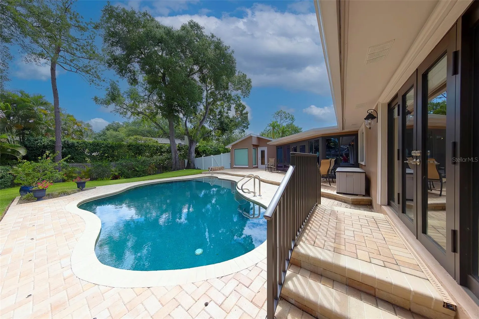 2943 Whisper Lane N Clearwater FL 33762