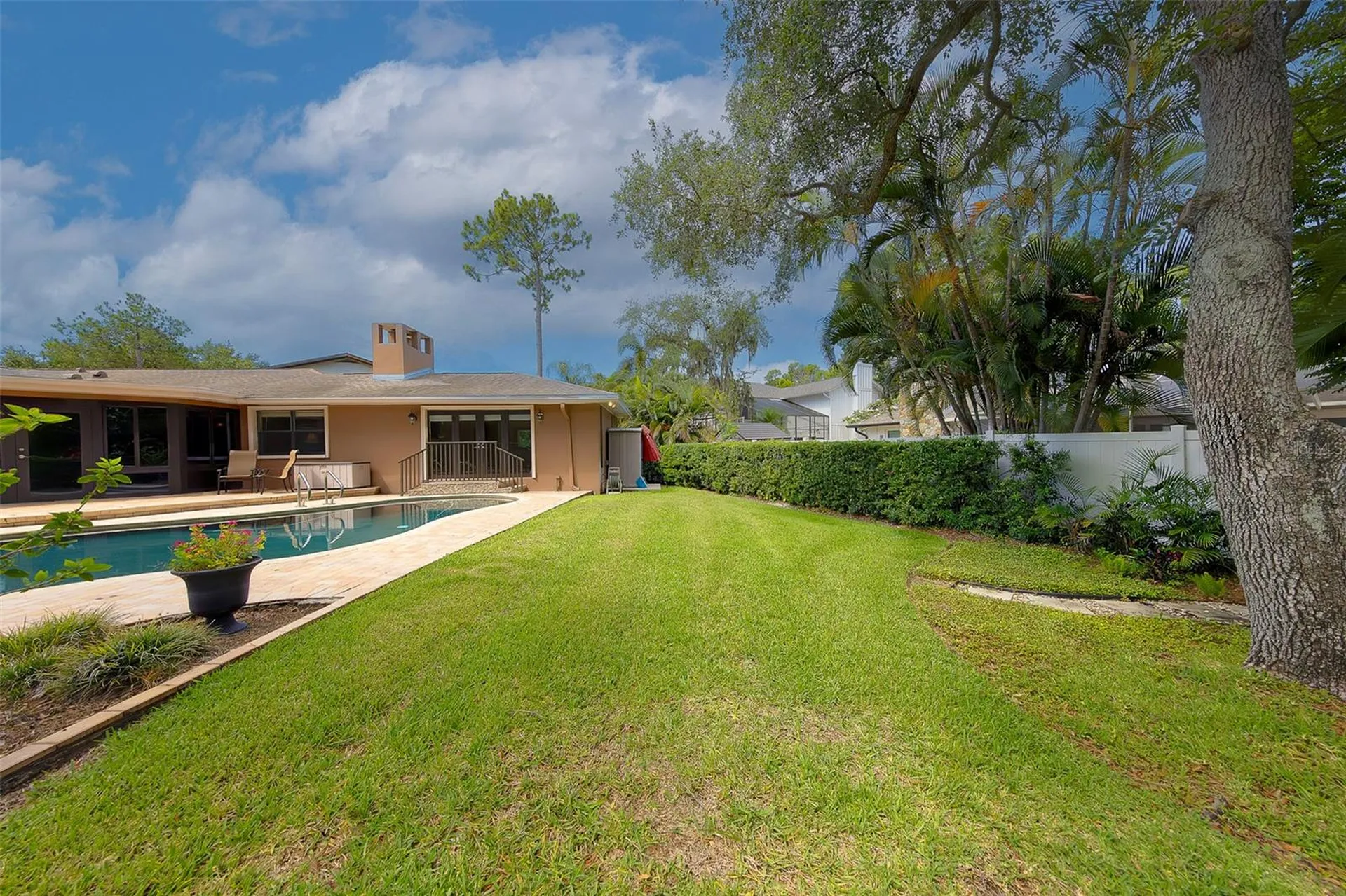 2943 Whisper Lane N Clearwater FL 33762