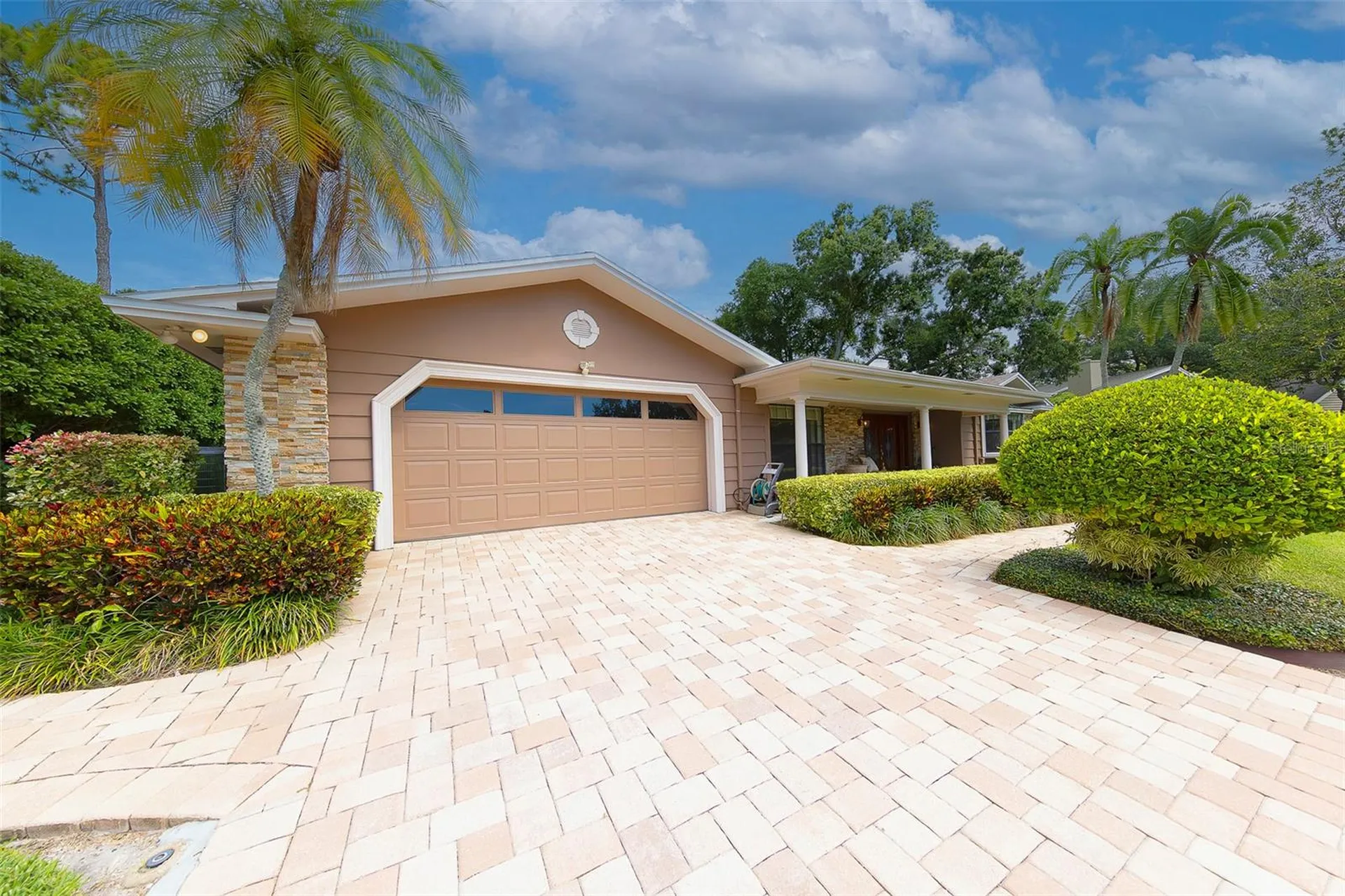 2943 Whisper Lane N Clearwater FL 33762