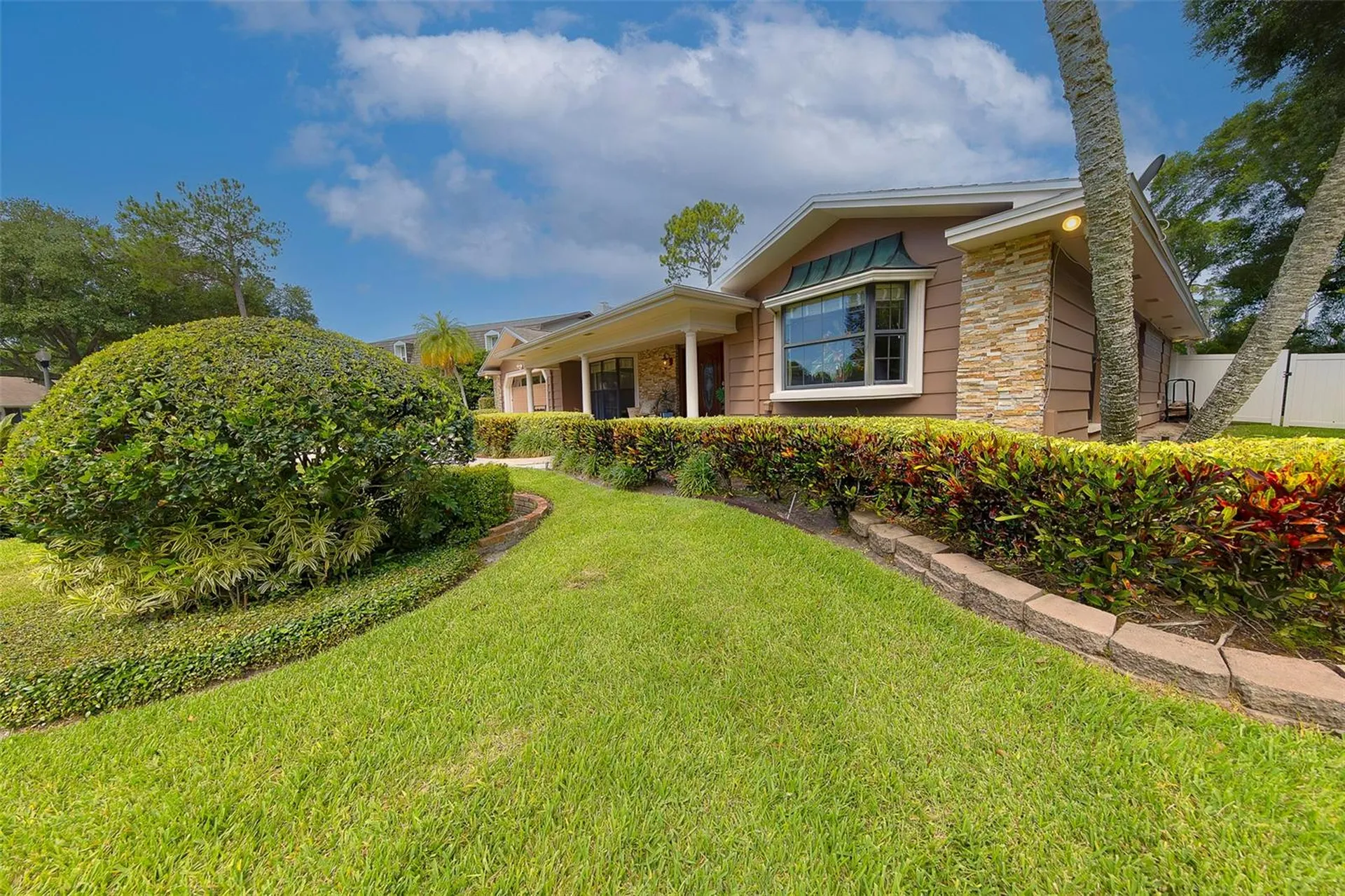 2943 Whisper Lane N Clearwater FL 33762