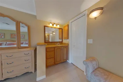 2943 Whisper Lane N Clearwater FL 33762