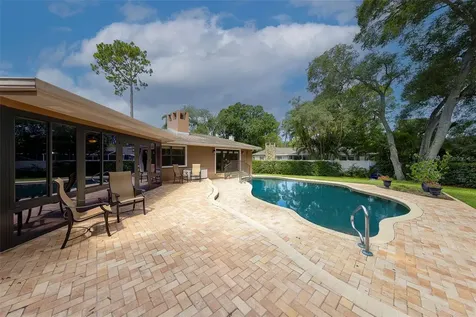 2943 Whisper Lane N Clearwater FL 33762