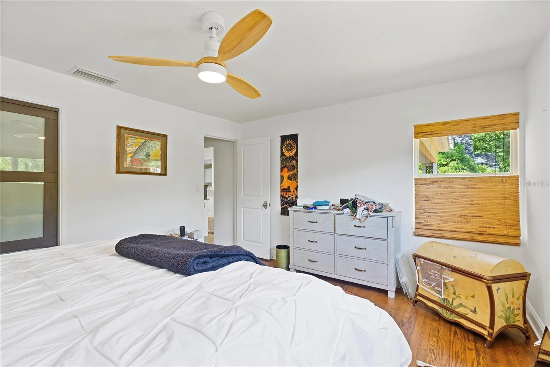 144 30th Avenue NE St Petersburg FL 33704