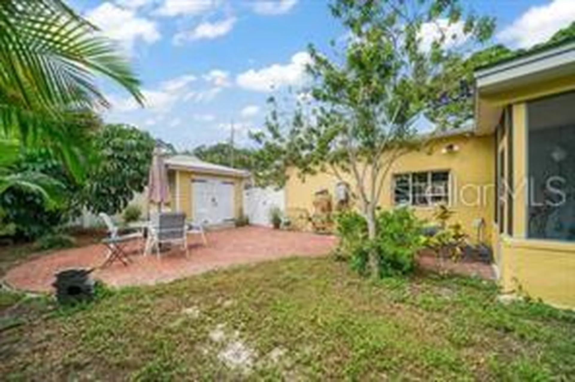 144 30th Avenue NE St Petersburg FL 33704