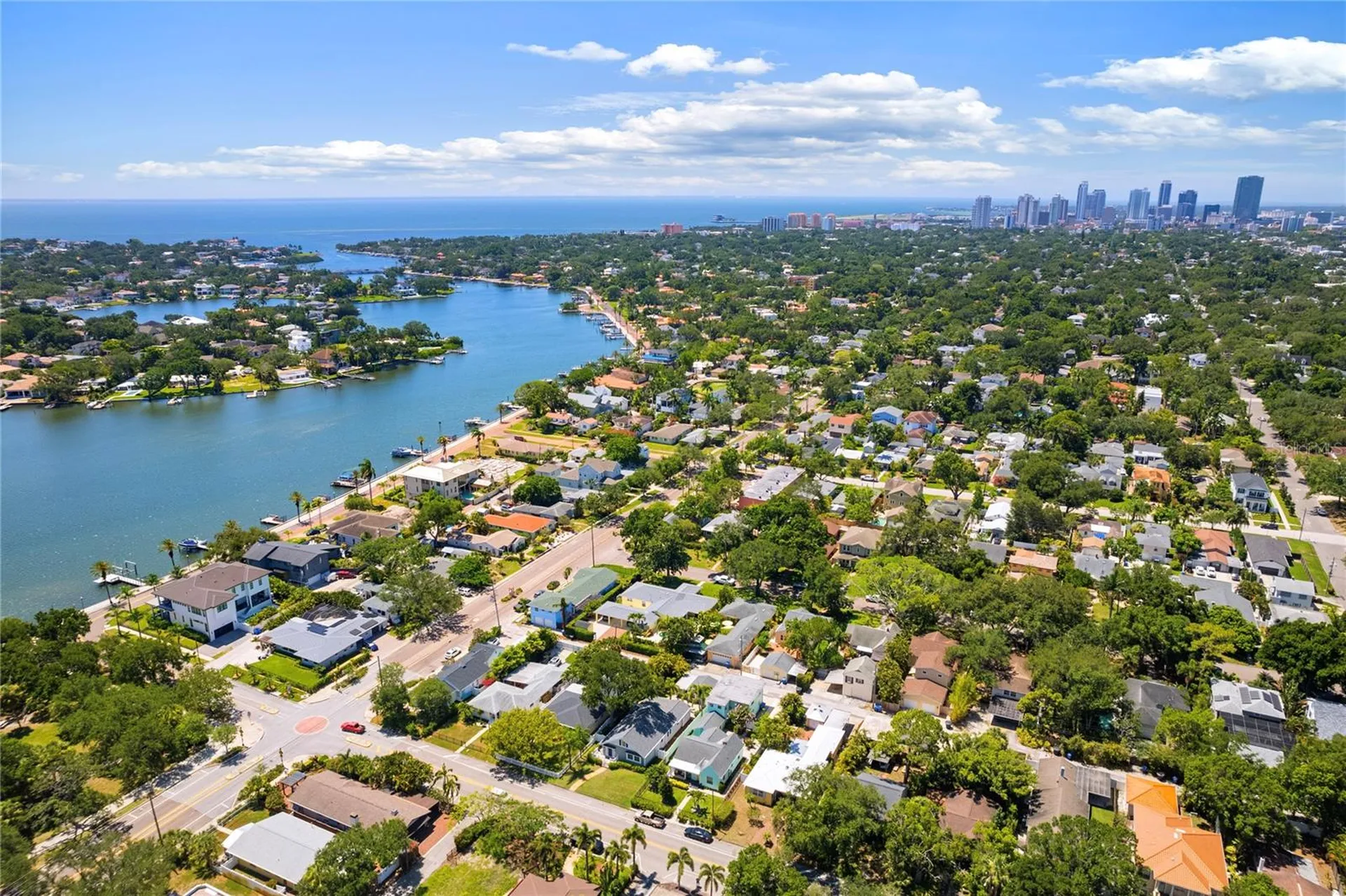 144 30th Avenue NE St Petersburg FL 33704