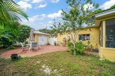 144 30th Avenue NE St Petersburg FL 33704