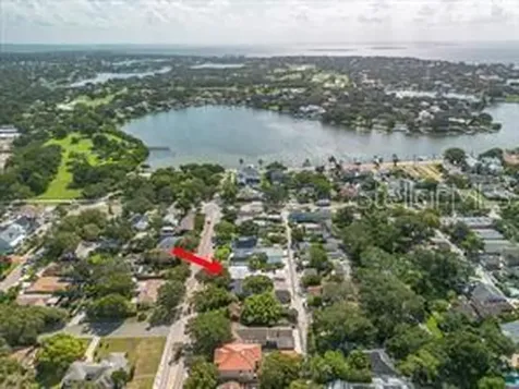 144 30th Avenue NE St Petersburg FL 33704