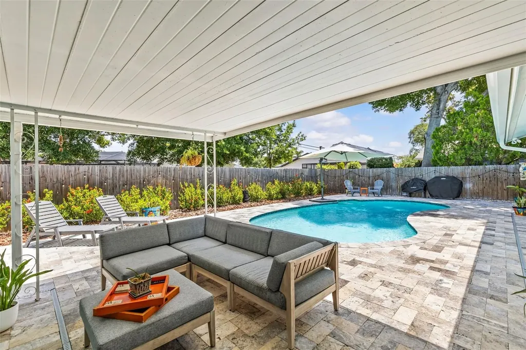 11895 96th Place Seminole FL 33772