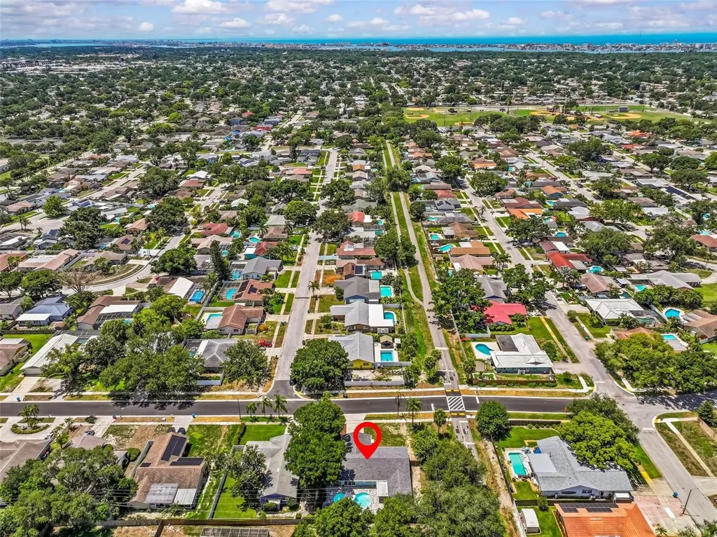 11895 96th Place Seminole FL 33772