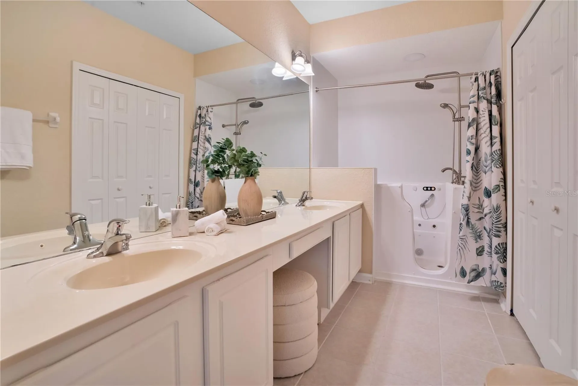 2847 Metro Sevilla Drive Orlando FL 32835