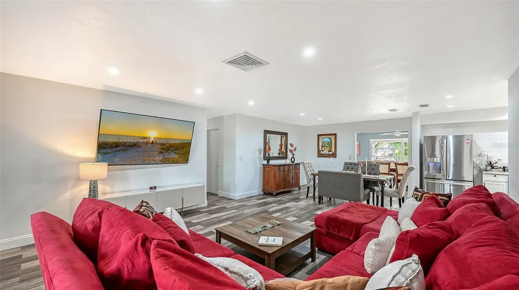 2103 Lusitania Drive Sarasota FL 34231