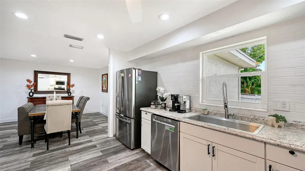 2103 Lusitania Drive Sarasota FL 34231