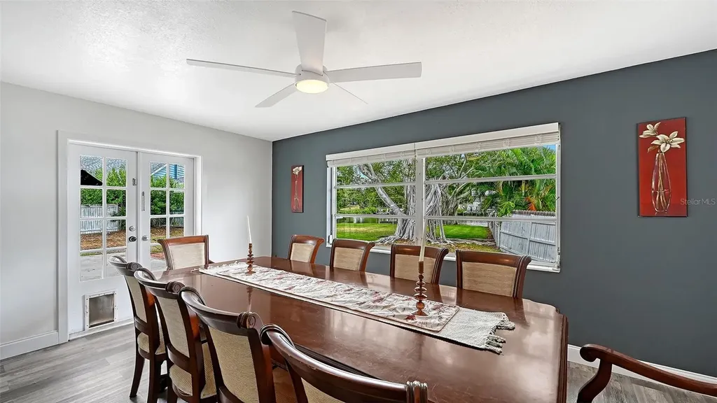 2103 Lusitania Drive Sarasota FL 34231
