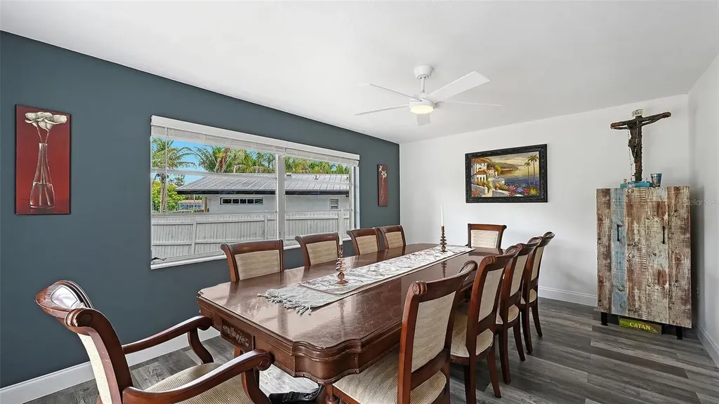 2103 Lusitania Drive Sarasota FL 34231
