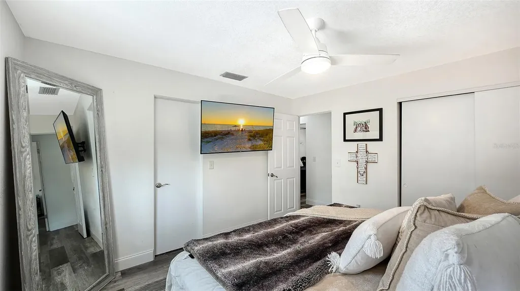 2103 Lusitania Drive Sarasota FL 34231