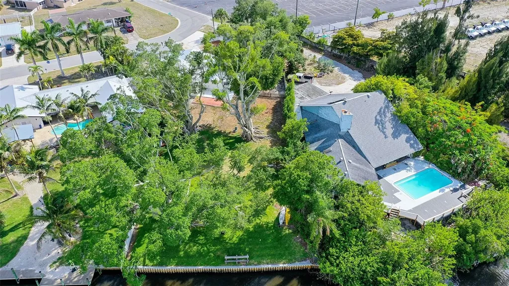 2103 Lusitania Drive Sarasota FL 34231