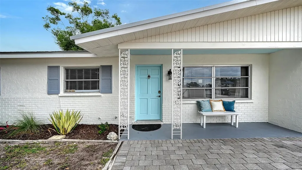 2103 Lusitania Drive Sarasota FL 34231