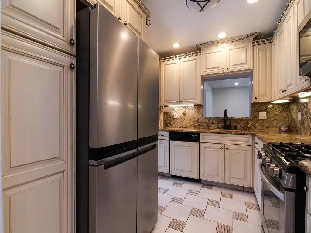 4302 W Granada Street Tampa FL 33629