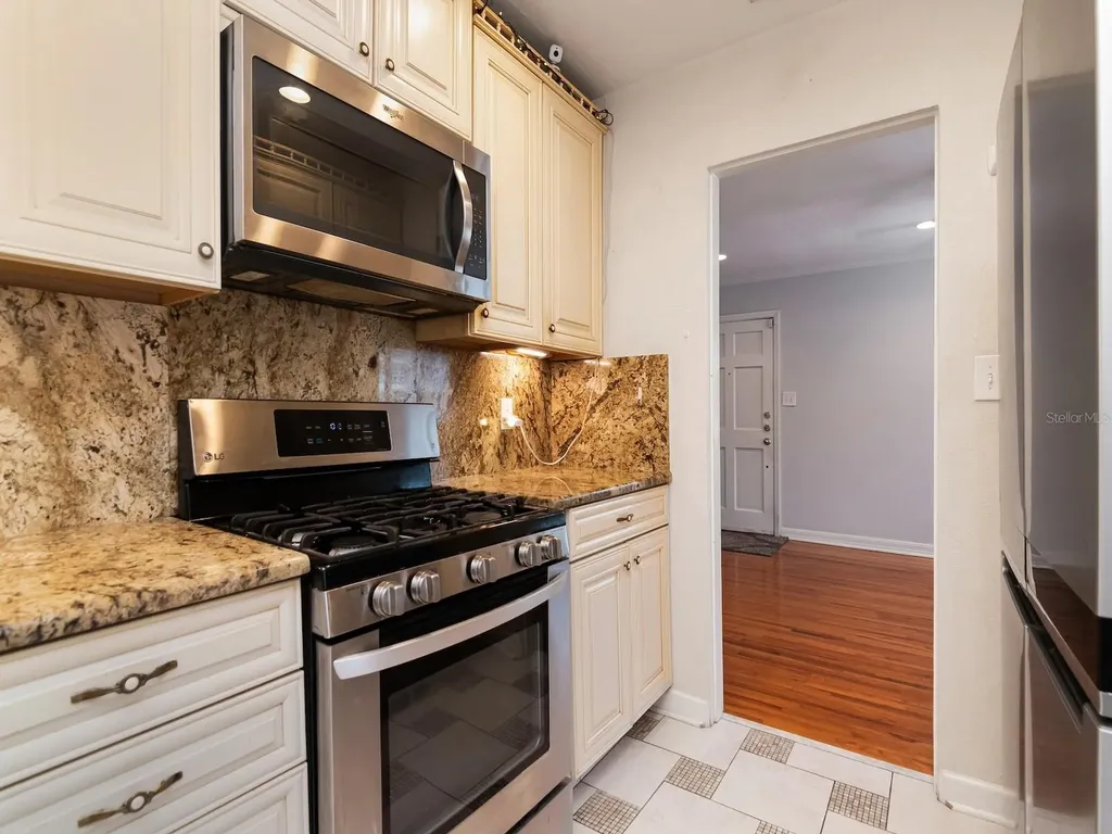 4302 W Granada Street Tampa FL 33629