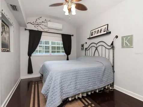 4302 W Granada Street Tampa FL 33629