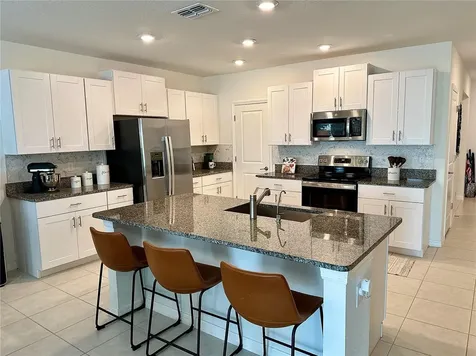 11139 Linden Depot Road San Antonio FL 33576