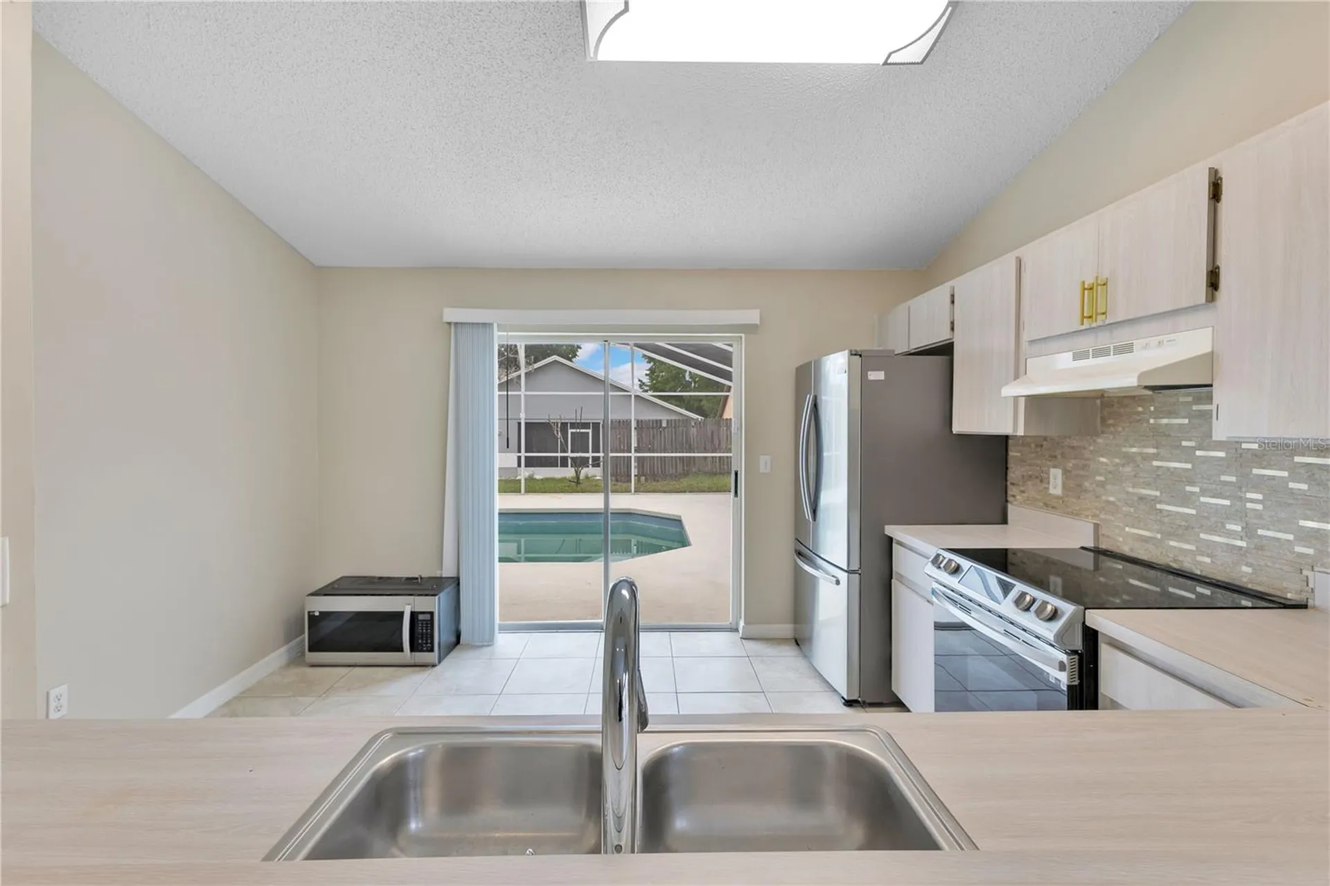 8821 Parliament Court Kissimmee FL 34747