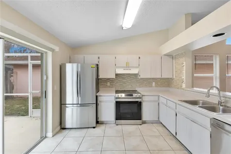 8821 Parliament Court Kissimmee FL 34747