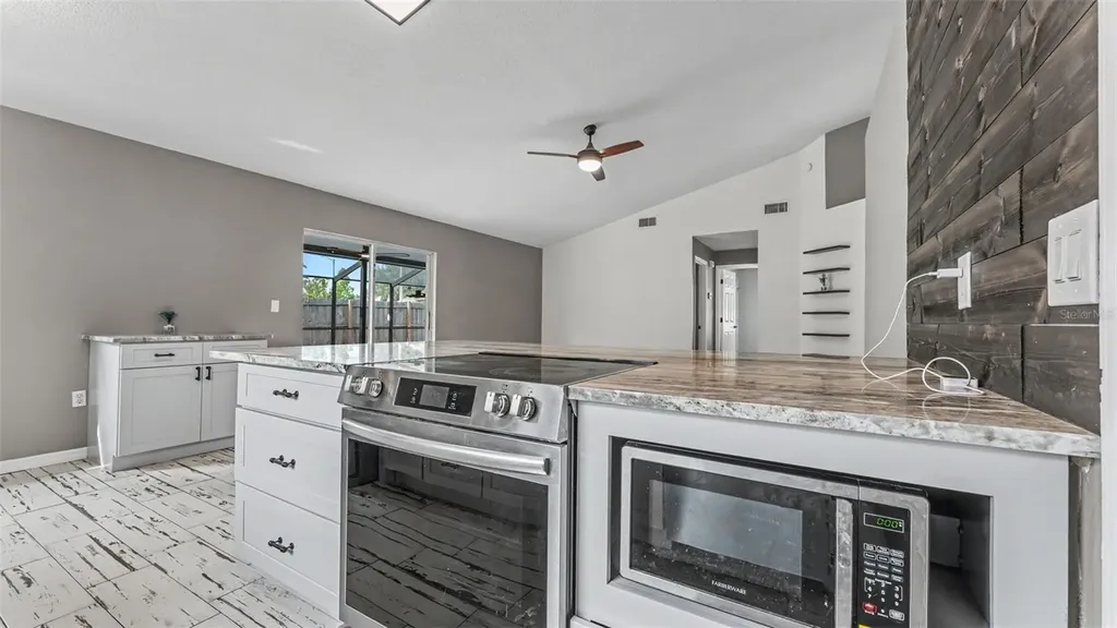 3312 Queens Cove Loop Winter Haven FL 33880